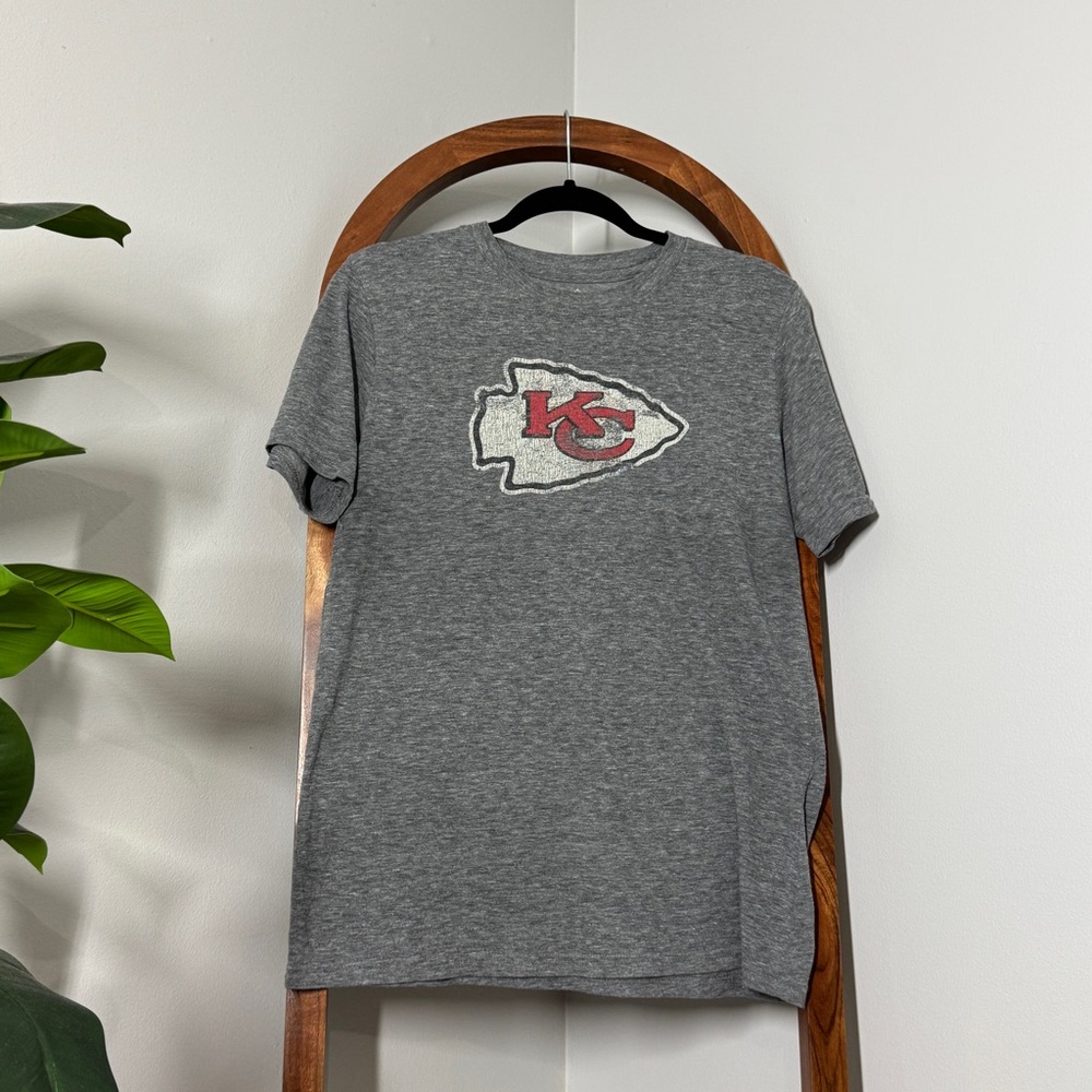 NFL Kid's XL Gray KC Kansas City Chiefs Short Sleeve Tee Shirt